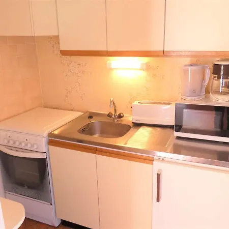 T2 Avec Balcon Et Garage - 6 Couchages A - Fr-1-457-149 Apartment